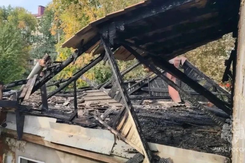 В Саранске благодаря быстрой реакции очевидцев удалось спасти человека из горящего дома