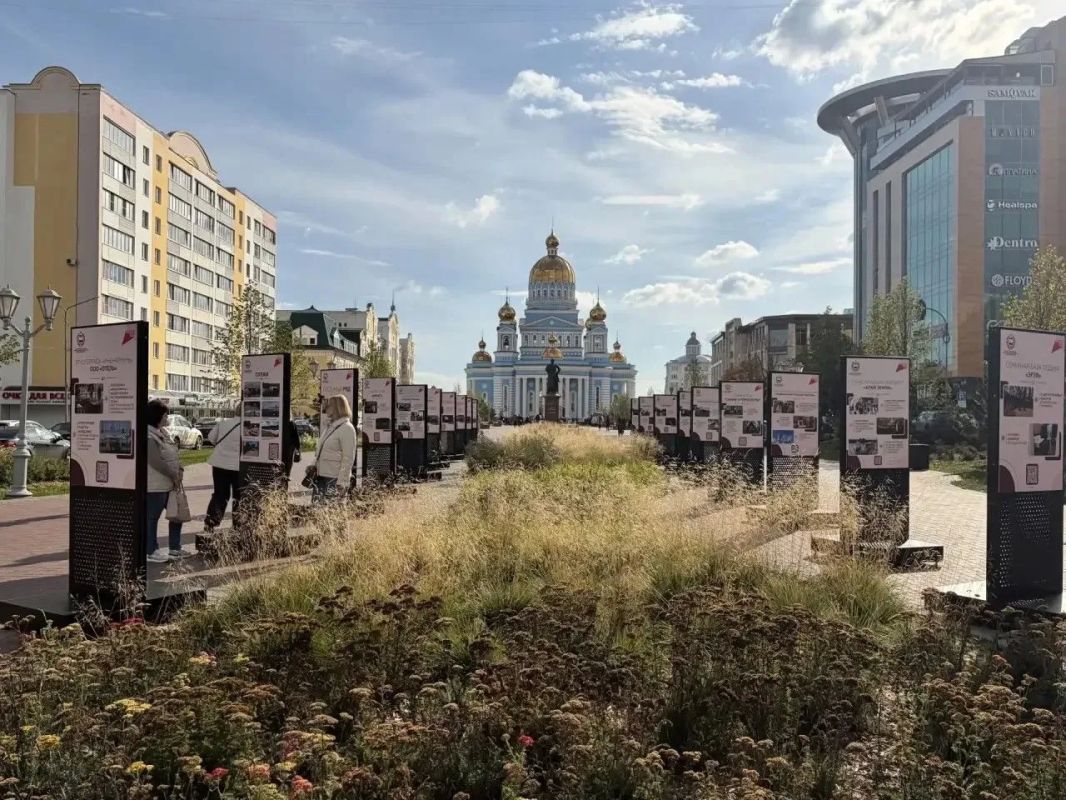 На Соборной площади Саранска открылась выставка «Навигатор впечатлений», приуроченная ко Всемирному дню туризма! На Соборной площади Саранска открылась выставка «Навигатор впечатлений», приуроченная ко Всемирному дню туризма!