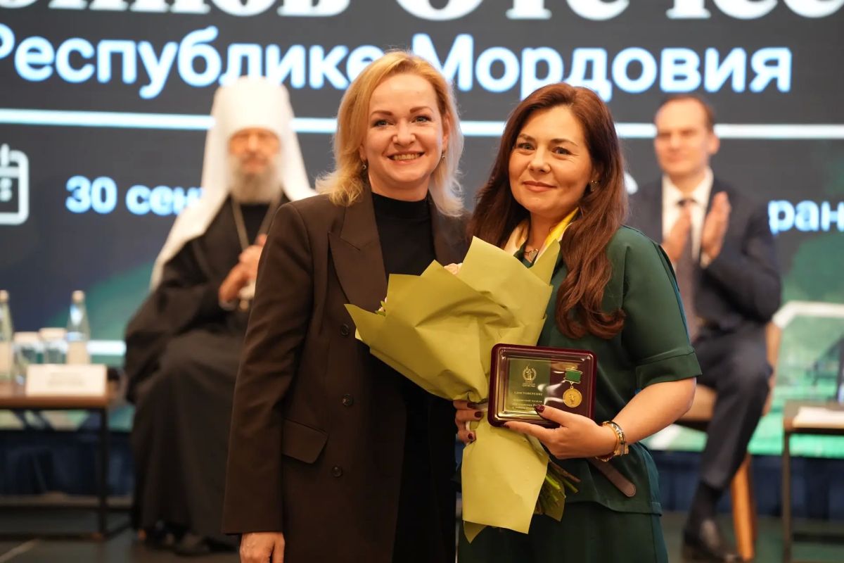 Артём Здунов: Открыли в Саранске Межрегиональный форум Комитета семей воинов Отечества Артём Здунов: Открыли в Саранске Межрегиональный форум Комитета семей воинов Отечества