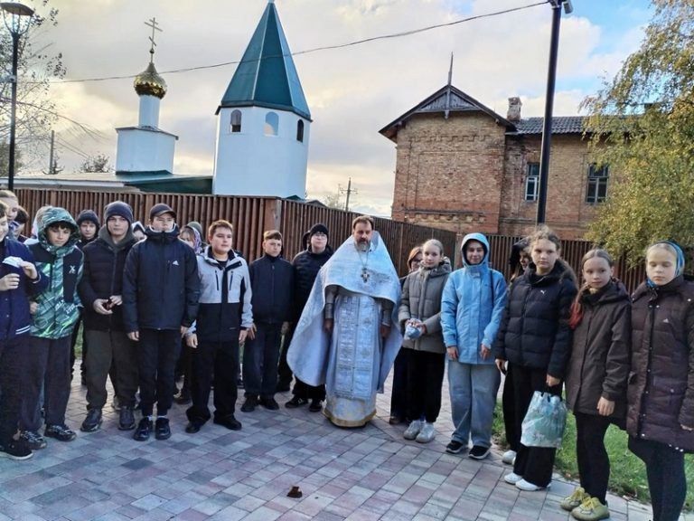 Митрополит Саранский и Мордовский Зиновий освятил храм в честь Владимирской иконы Божией Матери в Рузаевке Митрополит Саранский и Мордовский Зиновий освятил храм в честь Владимирской иконы Божией Матери в Рузаевке