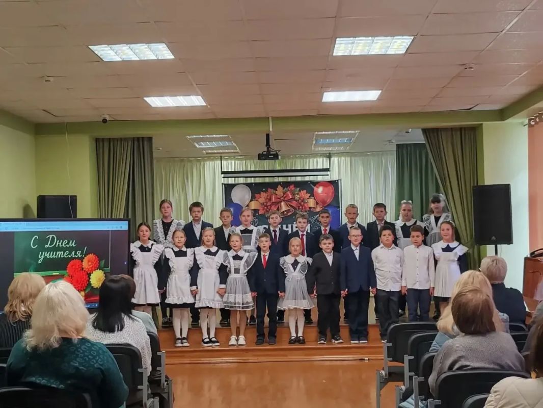 Дорогие наши учителя, наставники и ветераны педагогического труда! Дорогие наши учителя, наставники и ветераны педагогического труда!