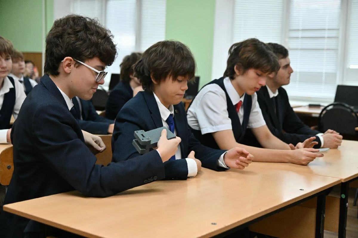 В саранском лицее №4 прошёл очередной «Урок цифры» В саранском лицее №4 прошёл очередной «Урок цифры»