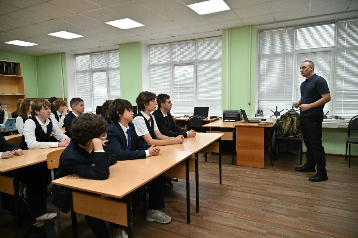 В саранском лицее №4 прошёл очередной «Урок цифры» В саранском лицее №4 прошёл очередной «Урок цифры»