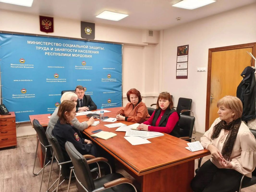 Заседание межведомственной комиссии: защита прав и интересов детей в Мордовии Заседание межведомственной комиссии: защита прав и интересов детей в Мордовии