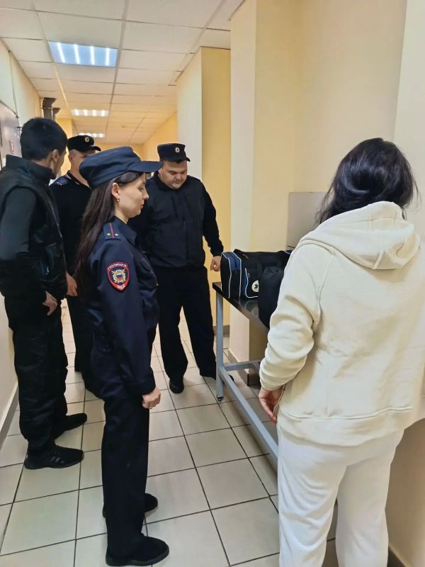 Еще четыре иностранца, находящихся в Республике Мордовия, принудительно покинули территорию России Еще четыре иностранца, находящихся в Республике Мордовия, принудительно покинули территорию России