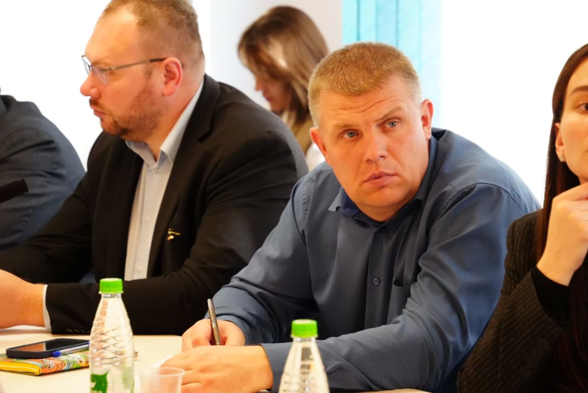 В Общественной палате Мордовии обсудили взаимодействие аграриев и пчеловодов В Общественной палате Мордовии обсудили взаимодействие аграриев и пчеловодов
