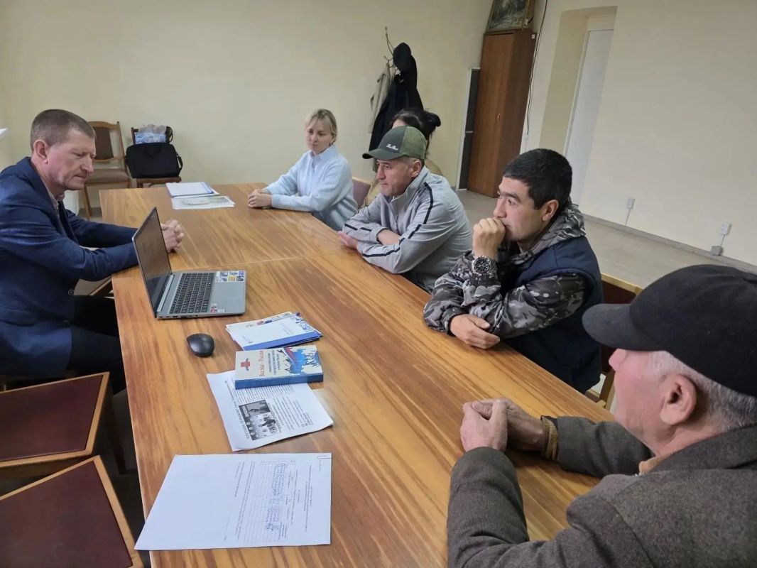 В САРАНСКЕ ПРОВЕЛИ АНТИТЕРРОРИСТИЧЕСКИЙ ЛИКБЕЗ ДЛЯ ГРАЖДАН УЗБЕКИСТАНА В САРАНСКЕ ПРОВЕЛИ АНТИТЕРРОРИСТИЧЕСКИЙ ЛИКБЕЗ ДЛЯ ГРАЖДАН УЗБЕКИСТАНА