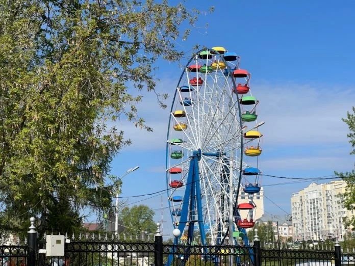 Пушкинский парк в Саранске продлевает сезон аттракционов