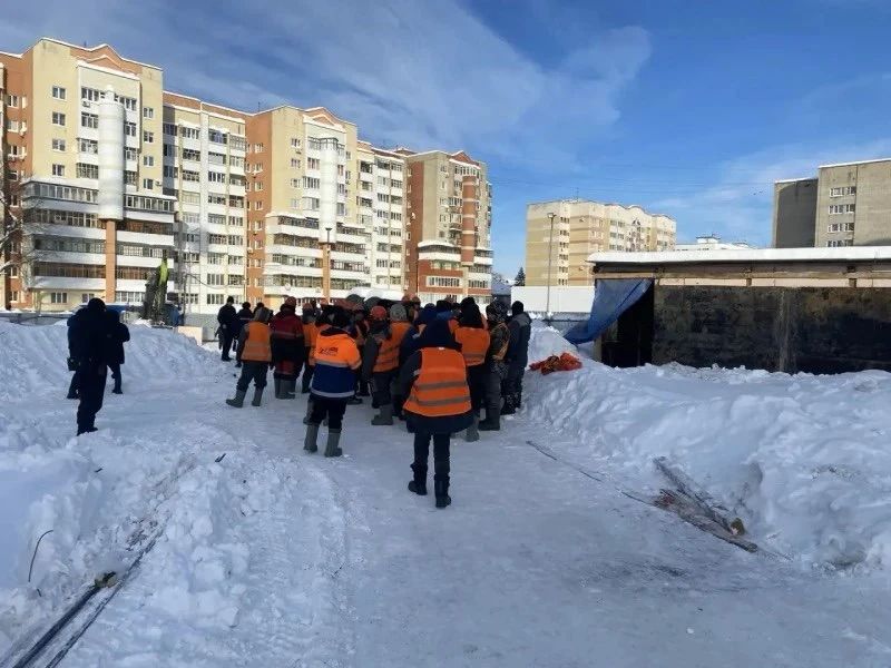 В Мордовии юридическое лицо, привлекшее к незаконной трудовой деятельности 40 иностранных граждан, заплатит штраф на общую сумму почти 15 миллионов рублей В Мордовии юридическое лицо, привлекшее к незаконной трудовой деятельности 40 иностранных граждан, заплатит штраф на общую сумму почти 15 миллионов рублей