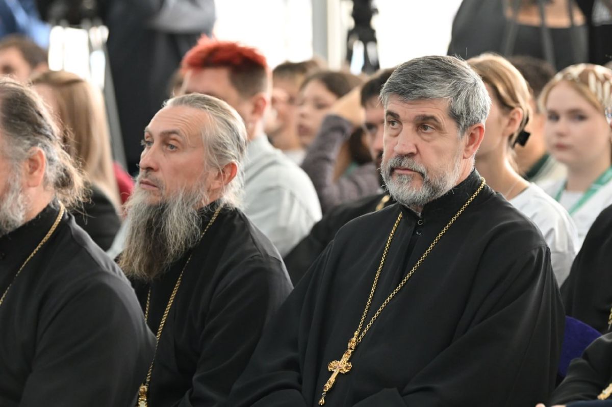 В Мордовии открылся XII Межрегиональный форум православной молодёжи «Пересвет», собрав больше 150 участников из 14 регионов России В Мордовии открылся XII Межрегиональный форум православной молодёжи «Пересвет», собрав больше 150 участников из 14 регионов России