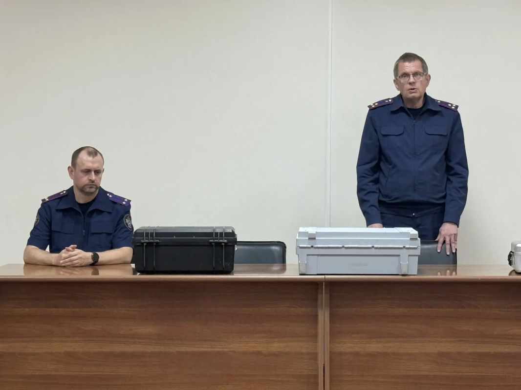В Саранске следователи-криминалисты рассказали школьникам о своей работе В Саранске следователи-криминалисты рассказали школьникам о своей работе