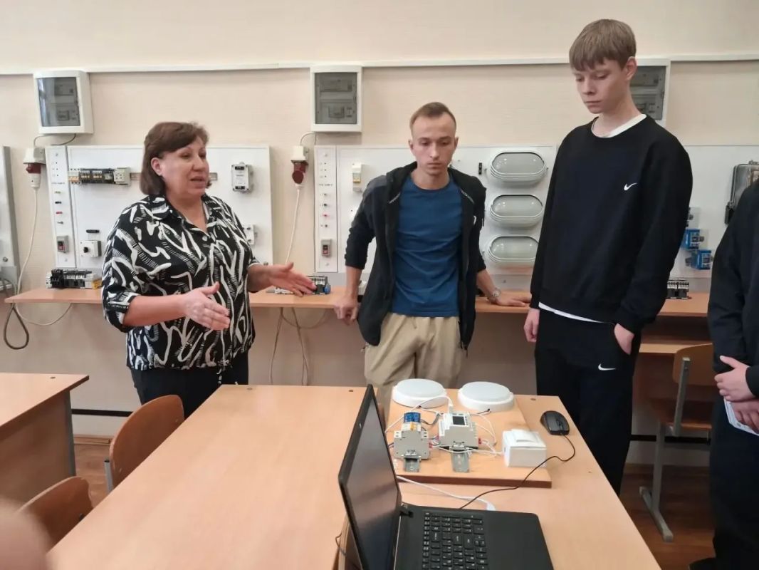 Электромеханический колледж присоединился к Единому дню открытых дверей! Электромеханический колледж присоединился к Единому дню открытых дверей!