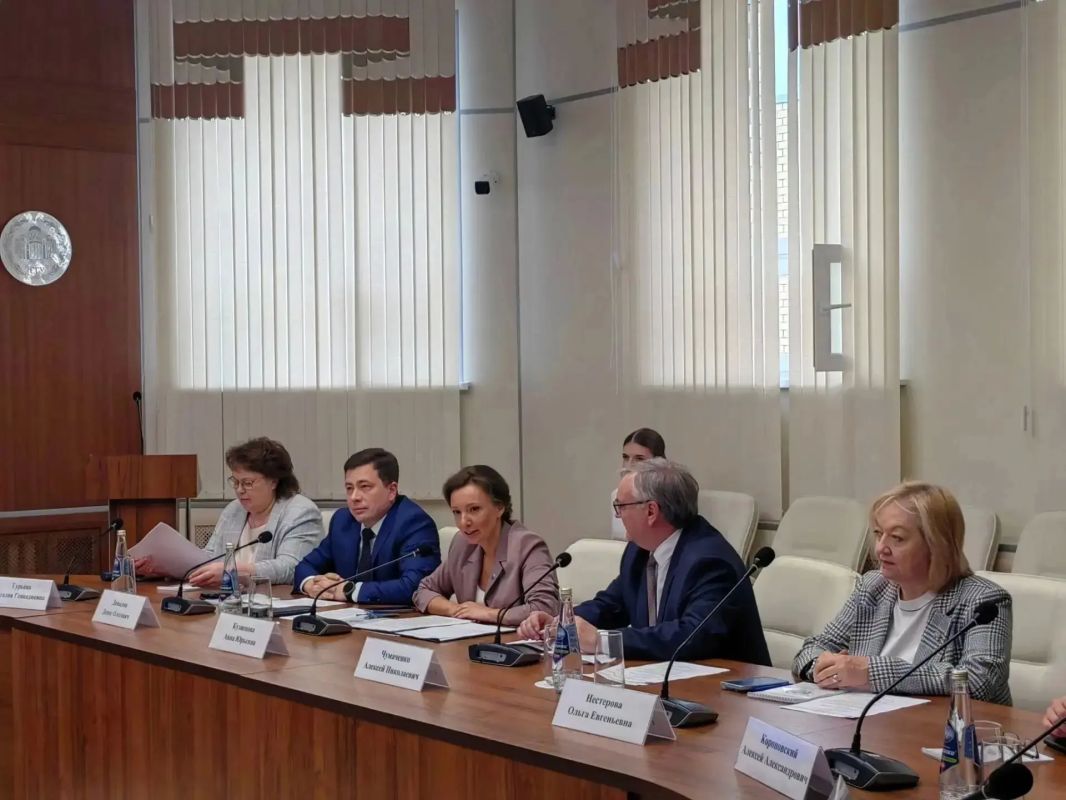 Анна Кузнецова: В ближайшее время откроем еще два центра подготовки демографов Анна Кузнецова: В ближайшее время откроем еще два центра подготовки демографов