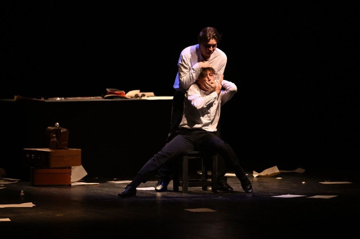 ХХ Международный фестиваль театров стран ближнего зарубежья «Соотечественники» открылся 23 октября в Государственном русском драматическом театре в Саранске ХХ Международный фестиваль театров стран ближнего зарубежья «Соотечественники» открылся 23 октября в Государственном русском драматическом театре в Саранске