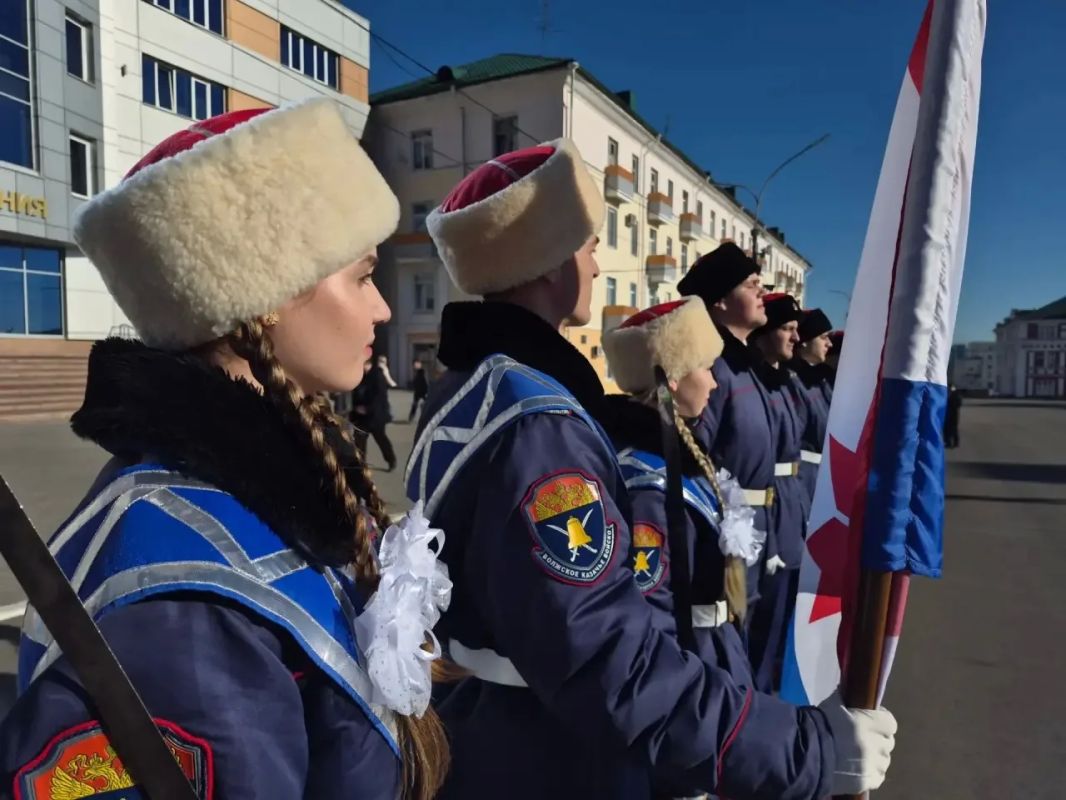 Ученики 30 школы готовятся к Параду Памяти в Самаре! Ученики 30 школы готовятся к Параду Памяти в Самаре!