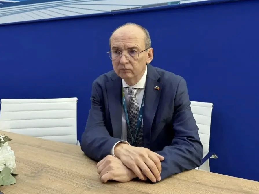 Делегация Мордовии завершила работу на форуме «Россия — Африка» Делегация Мордовии завершила работу на форуме «Россия — Африка»