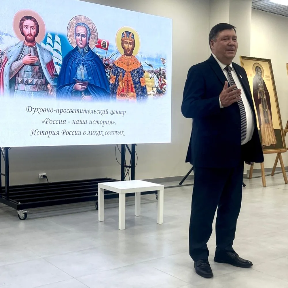 Анатолий Гулин поделился своим опытом с молодыми отцами