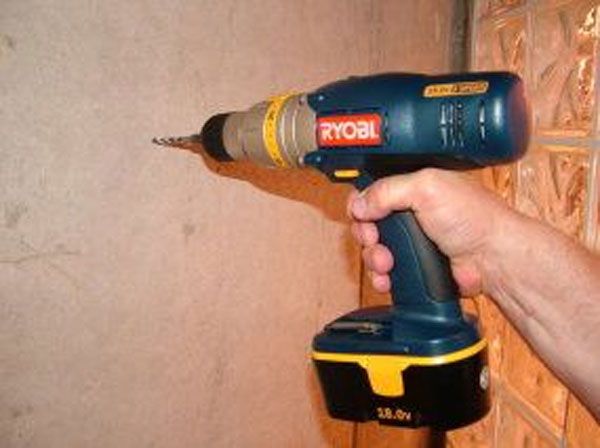 10 секретов, как правильно использовать шуруповерт и продлить срок его службы