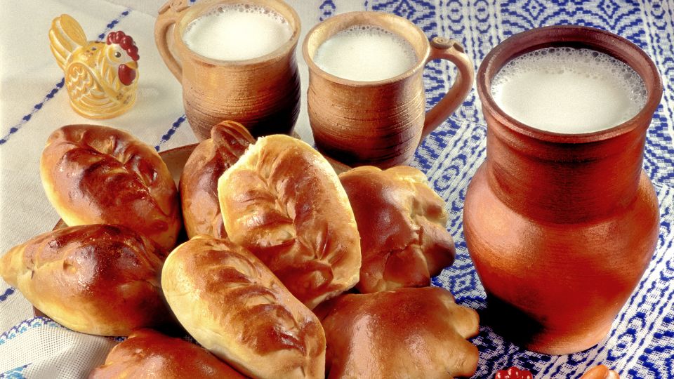 Как у бабушки: раскрыт рецепт воздушного теста для пирожков