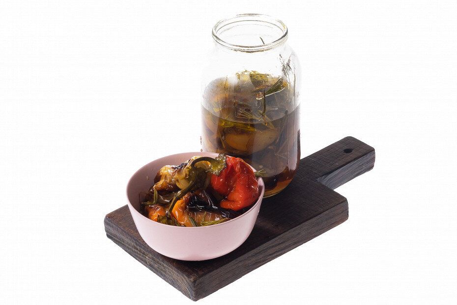 Салат из перца с чесноком: идеальный осенний ресторан на тарелке