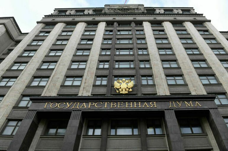 Госдума готовит ужесточение наказаний за навязывание платных услуг потребителям