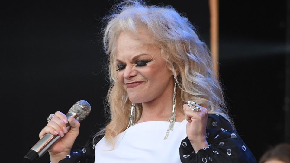 Выселение Долиной: почему судебная победа Лурье временная?