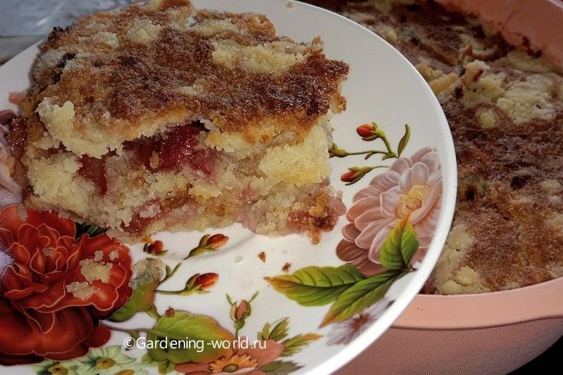 Пирог три стакана с яблоками и клубникой: простой рецепт для настоящих гурманов