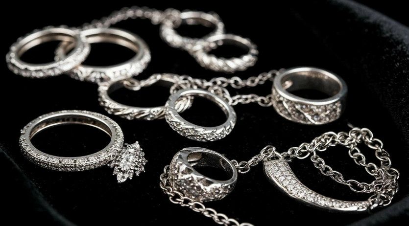 Как вернуть серебру сияние: простые и безопасные лайфхаки