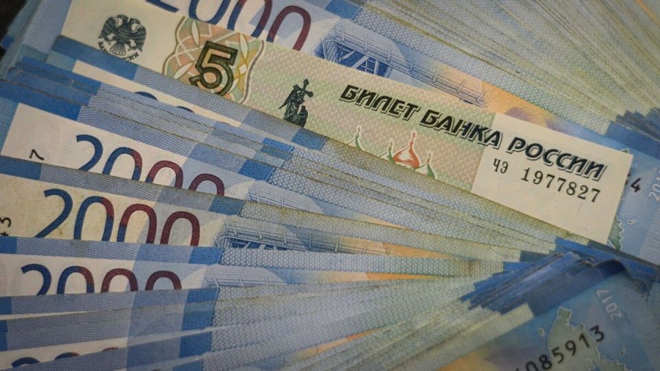 К весне в России меняются социальные выплаты: что нужно знать